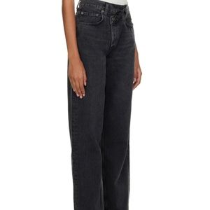 agolde cross cross denim. Just don’t reach for enough. Size 23.